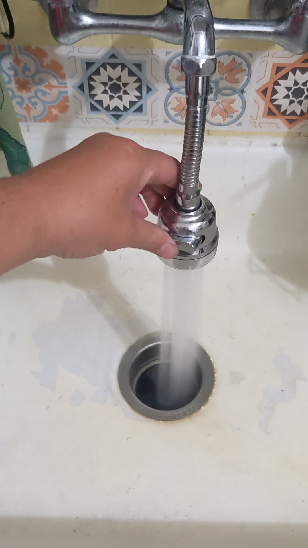 360° Rotatable Kitchen Faucet Shower