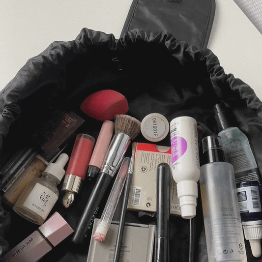 Waterproof Drawstring Makeup Pouch ( IMPORTED )